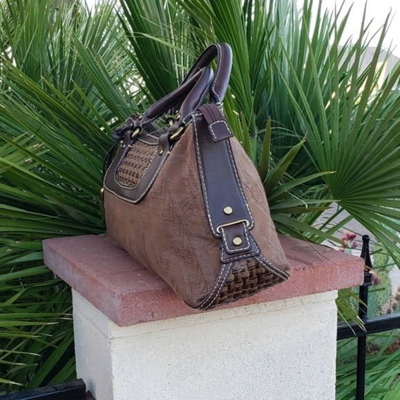 BEAUTIFUL‎ FOSSIL BAG - Picture 3 of 7